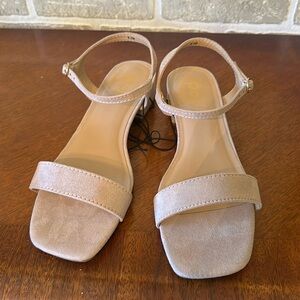 Low Heel Strappy Sandal Shoes